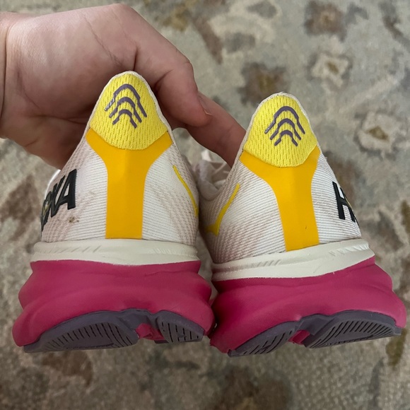 Women's Sneakers - Cream and Pink - Picture 5 of 9
